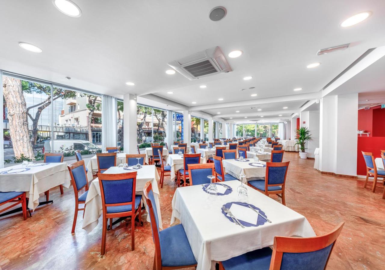 Hotel Zanarini In Centro A Риччоне Экстерьер фото